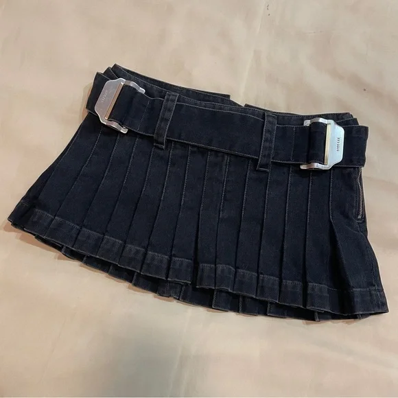 NEW! Dion Lee- Darted Denim Mini Skirt in Washed Black Size US 4 Pleated Y2K - Picture 4 of 8
